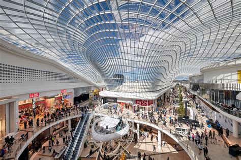 chadstone shopping centre.